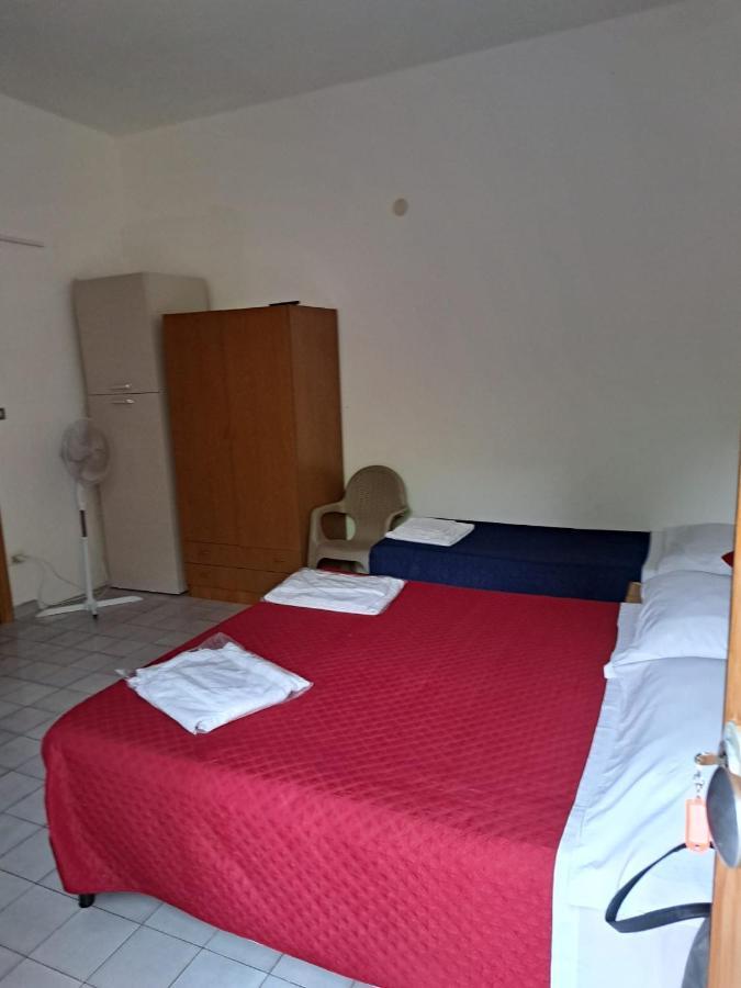 Terras Bed & Breakfast ปาลีนูโร ภายนอก รูปภาพ